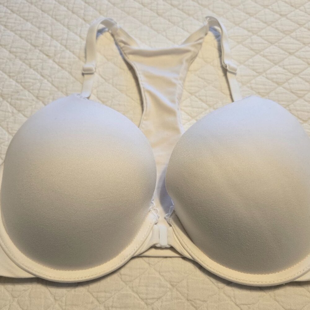 Victoria's Secret Body By Victoria Front Close Lined Demi Bra White